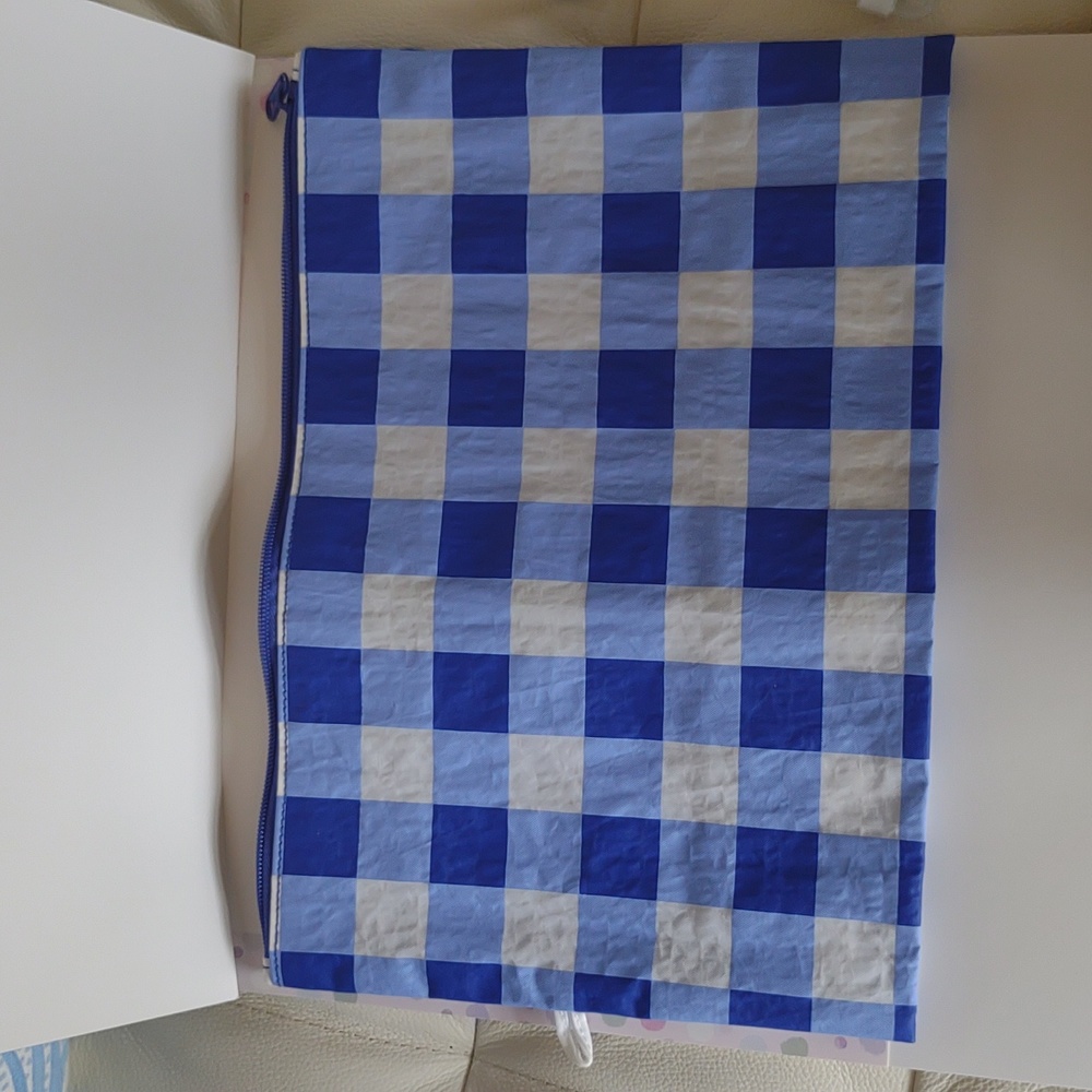 BAGGU Plaid Pouch